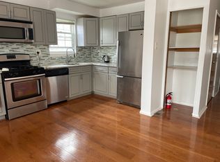 4224 Saint Denis Dr #A, Philadelphia, PA 19114