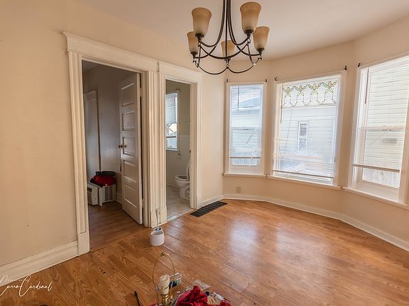 5th image of 506 2nd St