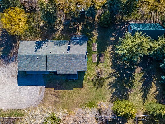 4th image of 770 E Kelly Ave