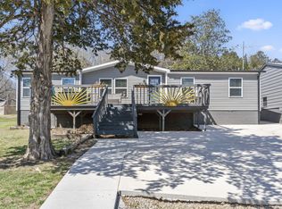 50 Rolla Hill Rd, Galena, MO 65656