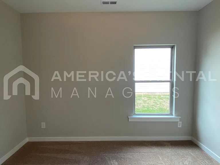70 County Road 1701 — Photo 22