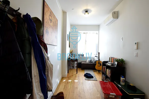 Rented by null | media 87