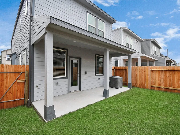 8408 Rising Stream Dr — Photo 6