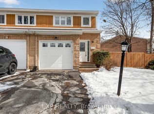 43 Hummingbird Cres, Ottawa, ON K2J3A5