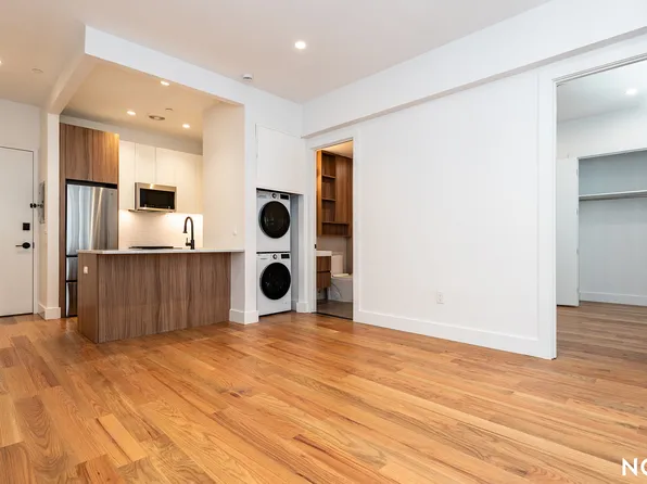 430 Sackett Street image 1 of 25