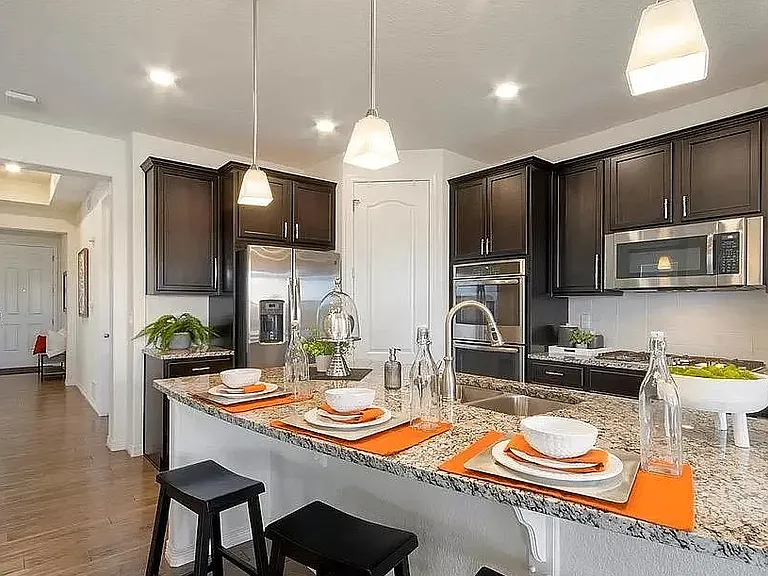 15337 Quince Cir — Photo 6