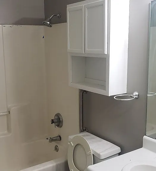1804 Kraig Dr — Photo 5