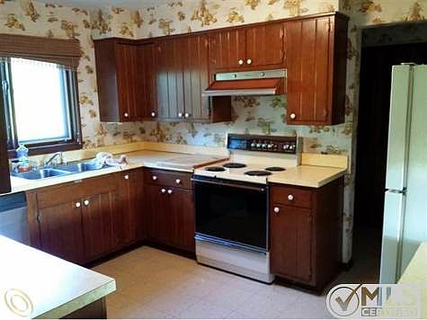 Kitchen 1.jpg