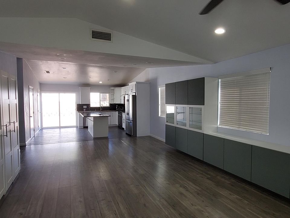 1st image of 11337 Avenida Del Gato