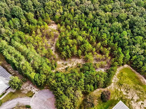 184 Lott Ct, West Columbia, SC 29169