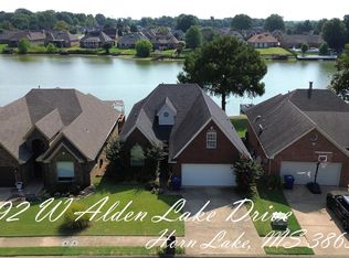 4892 Alden Lake Dr W, Horn Lake, MS 38637