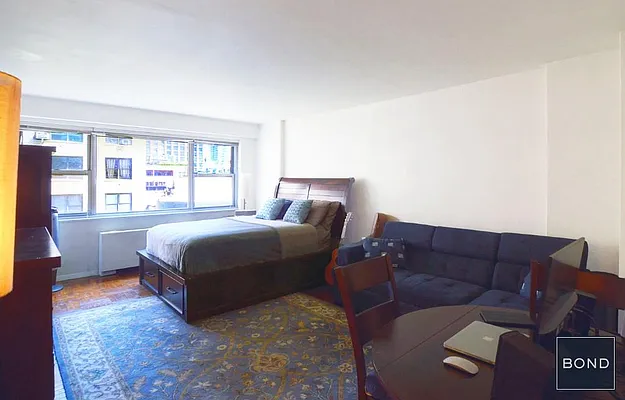 Rented by Bond New York | media 11