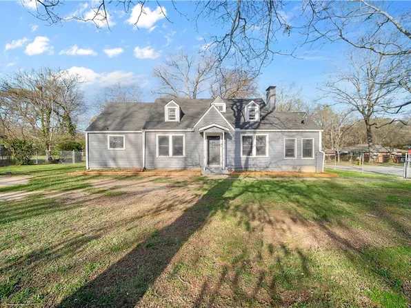 4991 West St, Forest Park, GA 30297