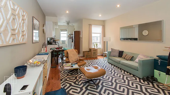 Rented by Garfield Realty  | media 4