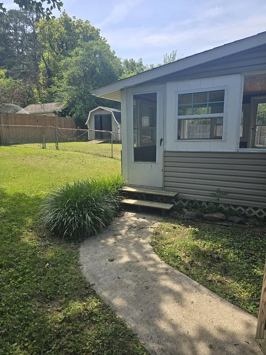 2 bed, 864 sqft, $1,250 — Photo 3