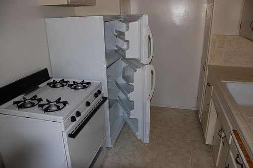 3rd image of 277 W Alamar Ave APT 10