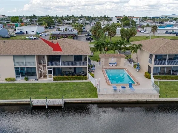 1220 Miramar St APT 206, Cape Coral, FL 33904