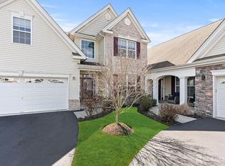 31 McGowan Ct, Old Bridge, NJ 08857