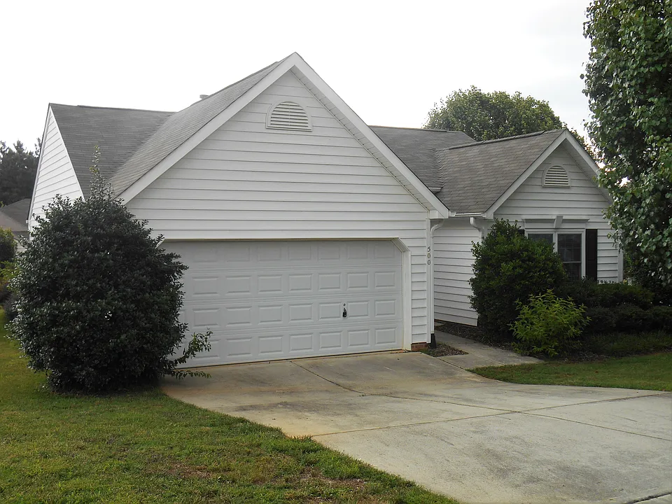 500 Stonecreek Dr