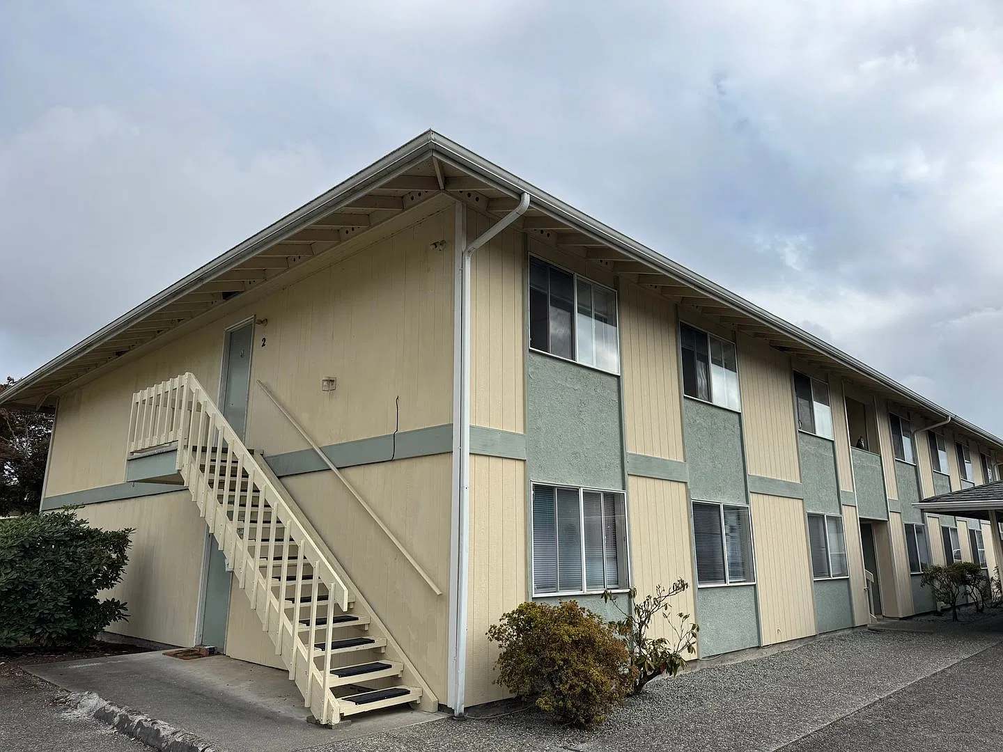 Vista Ridge - 210 N. 15th Street — Photo 1