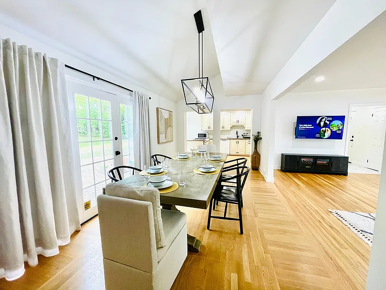 60 Devon Rd — Photo 22