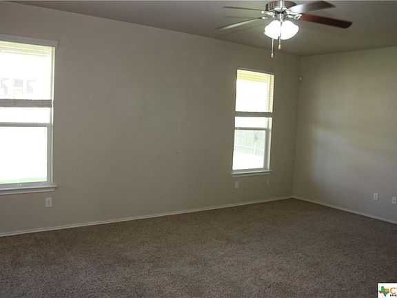 5th image of 2103 Terry Dr