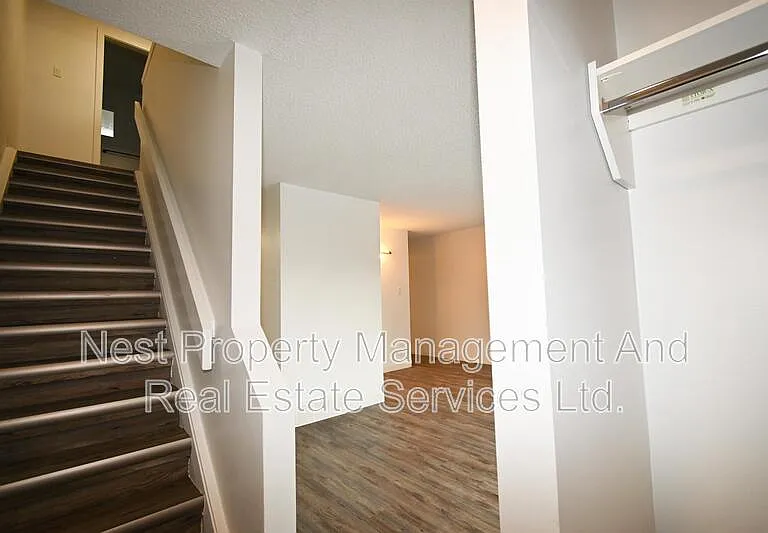 G86 Strathcona Ave #1900 — Photo 7