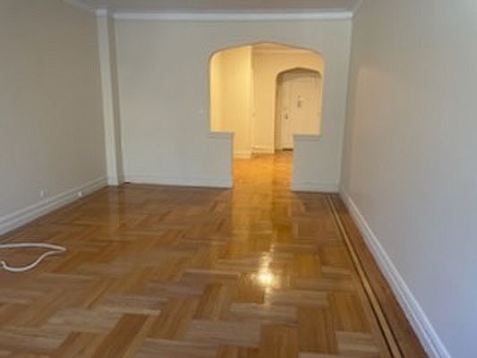 1st image of 119 Payson Ave #2