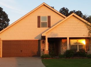 75 Weeping Willow Ln, Decatur, AL 35603