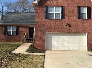 402 Sharon Way, Loganville, GA 30052