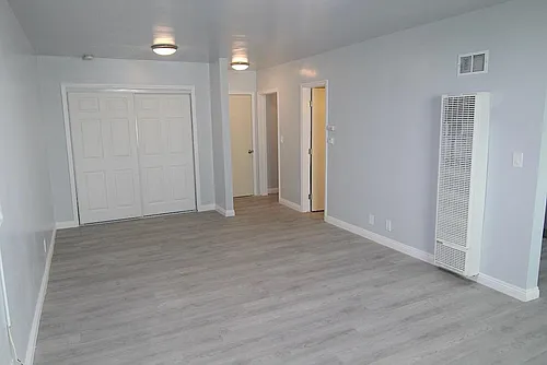 525 S Kingsley Dr #2 Photo 1
