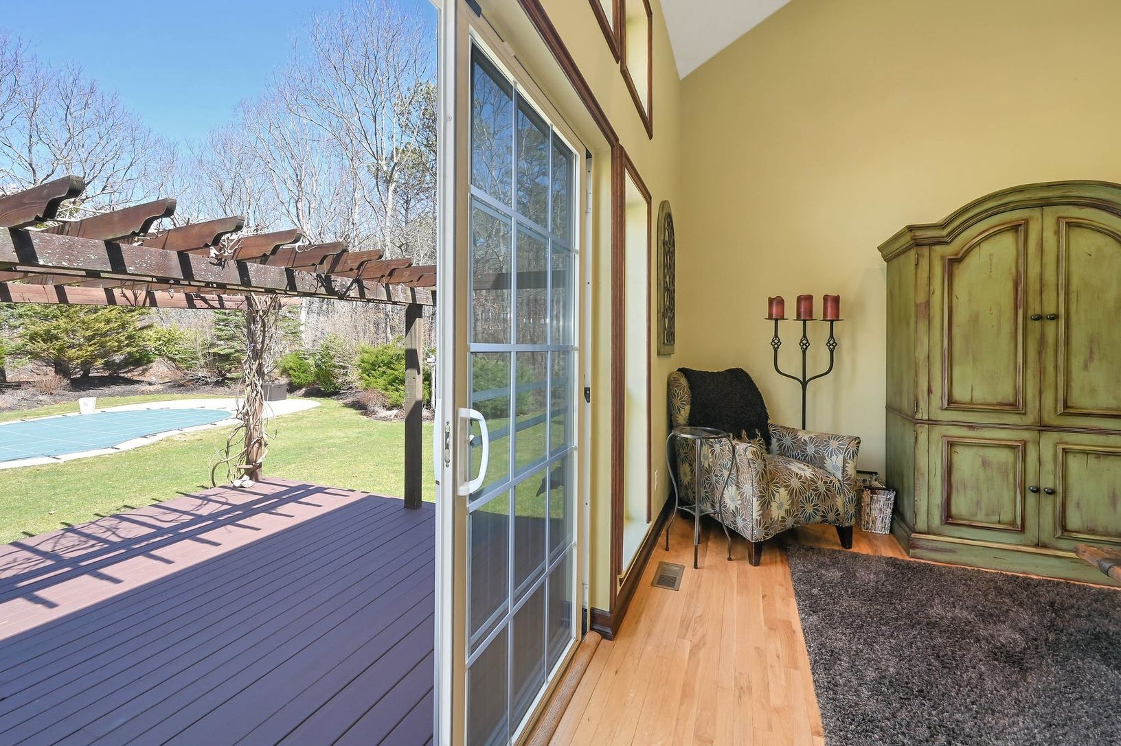  Den with Access to Deck