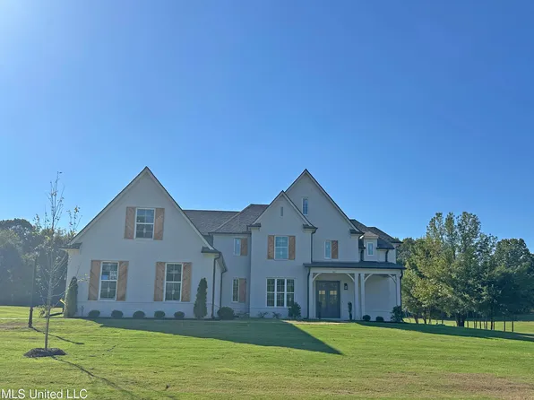 160 Cedar Crest Cv, Byhalia, MS 38611