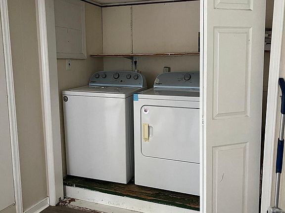 Washer and Dryer (almost brand new)