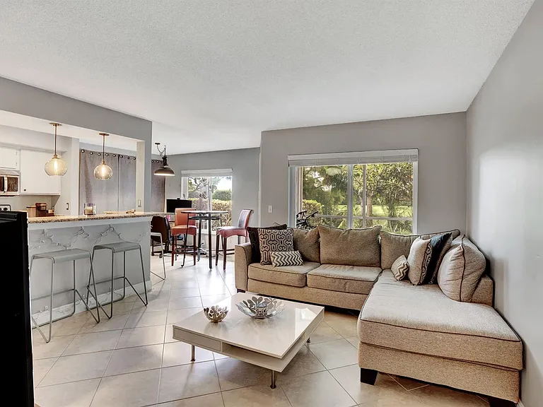 815 W Boynton Beach Blvd #6104 — Photo 3