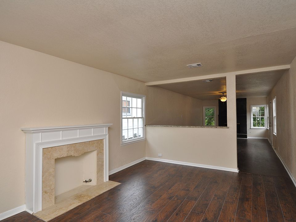 1st image of 440 Shadwell Dr