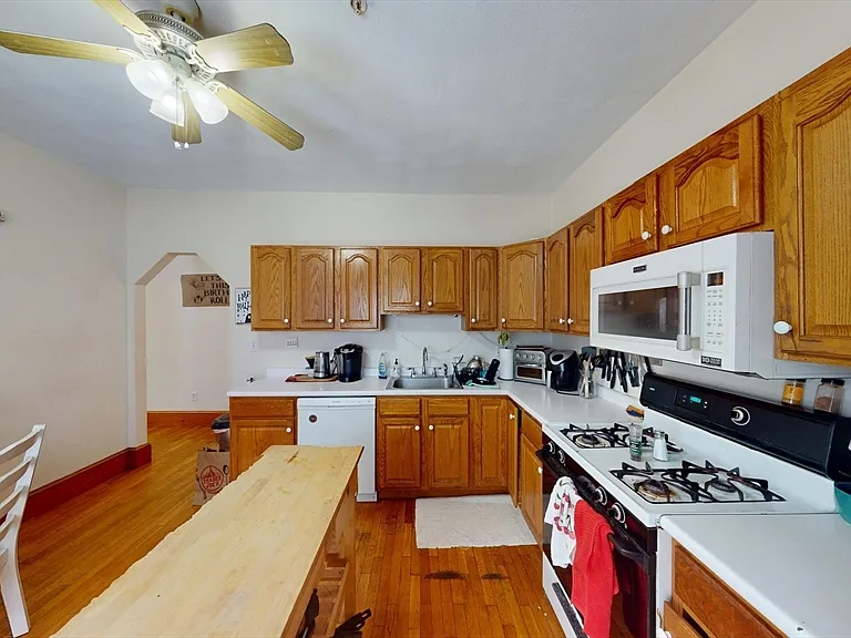 12 South St #1A — Photo 8