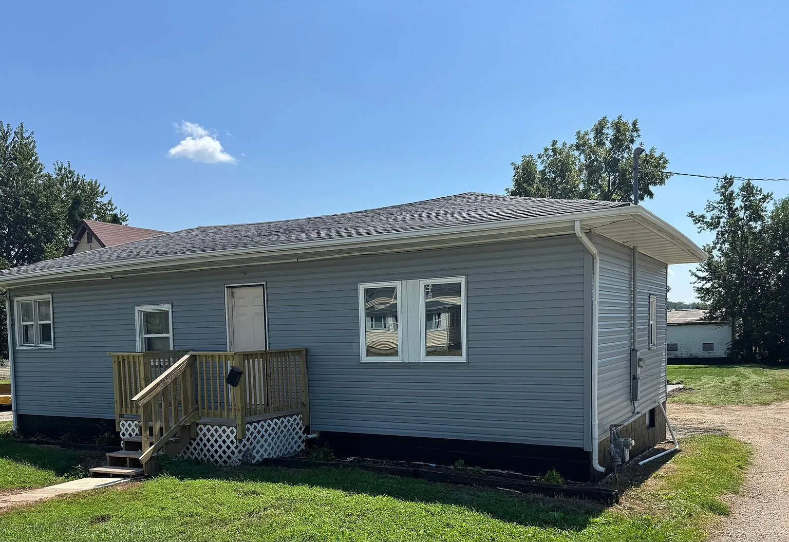 Cute 2 BR Ranch in Marshalltown Iowa — Photo 1