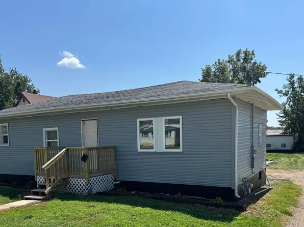 806 W Lincoln Way, Marshalltown, IA 50158