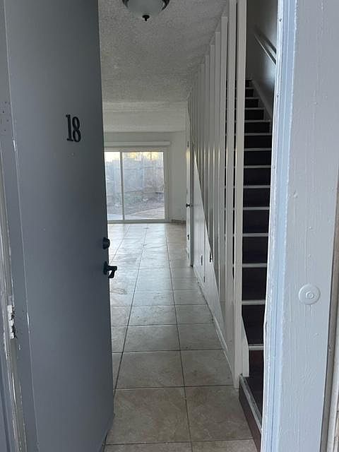 1st image of 844 Chestnut Ave #19