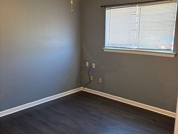 5th image of 21 Diana St #7
