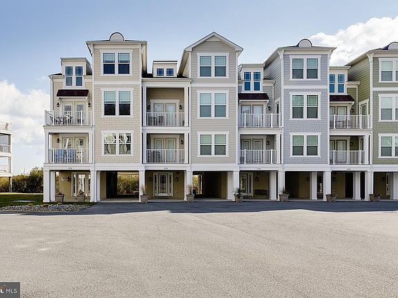 2nd image of 39316 Hatteras Dr