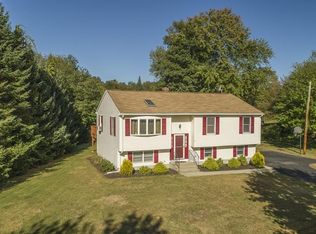 11 Michael Ln, Dudley, MA 01571