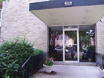 2nd image of 425 Wesley Ave APT 205