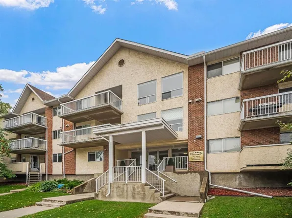 2211 E 29th St SW #201, Calgary, AB T3E 2K1