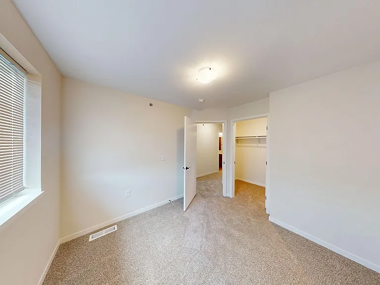 Pinnacle Townhomes — Photo 19