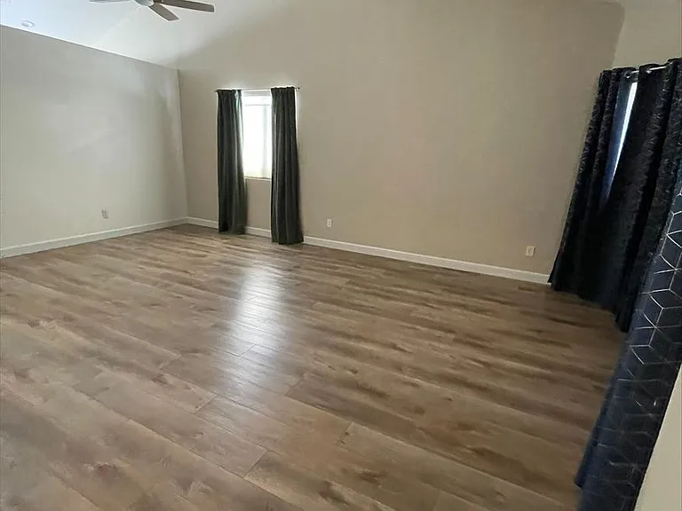 3674 Soothing Surf Dr — Photo 5