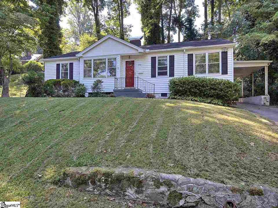 1st image of 202 S Park Dr