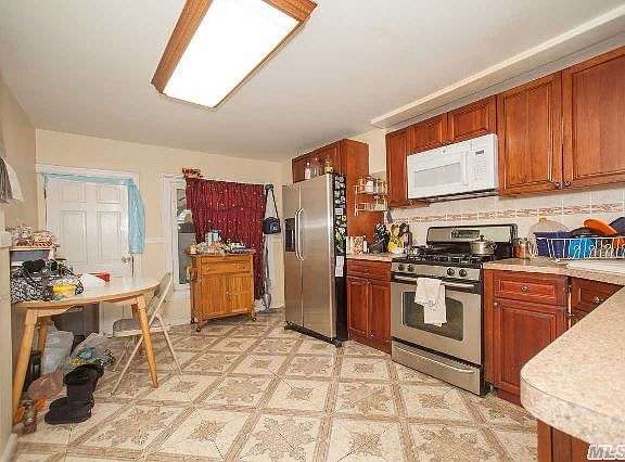 3rd image of 8322 159th St