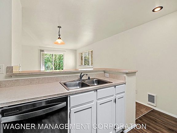 3rd image of 4717 36th Ave S APT B3